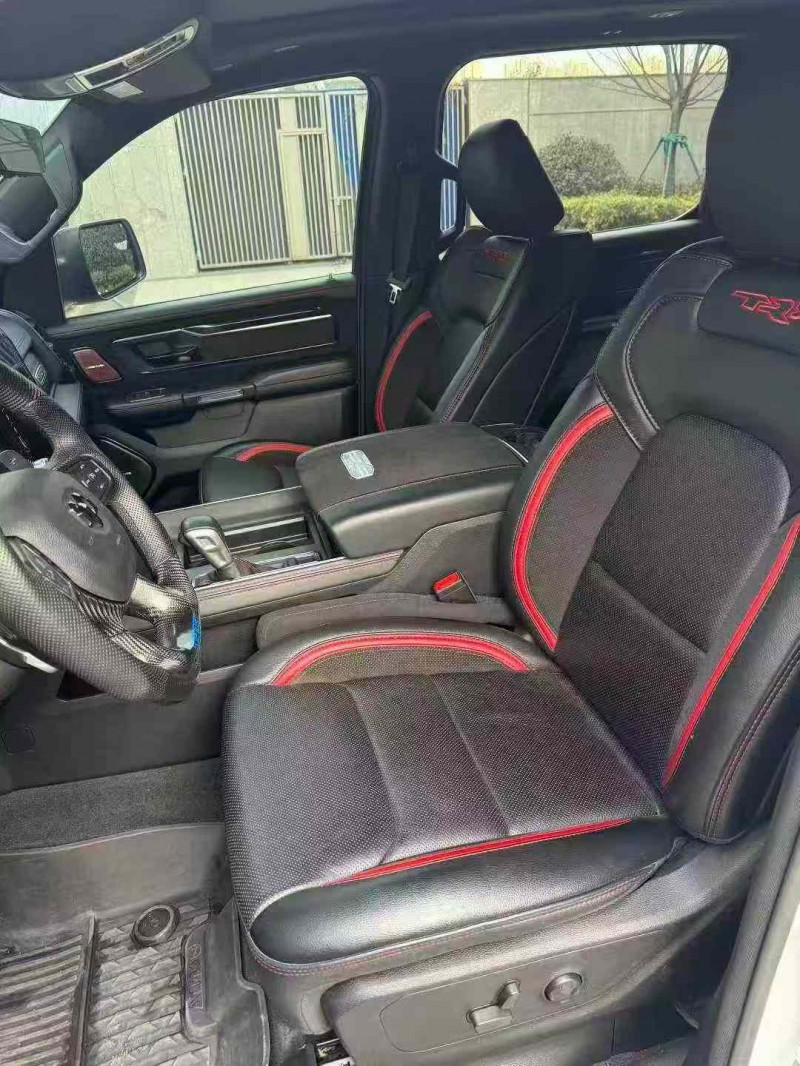 徐州23年道奇霸王龙4