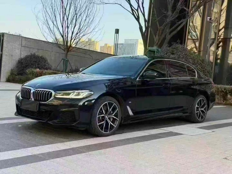 徐州22年宝马5系3