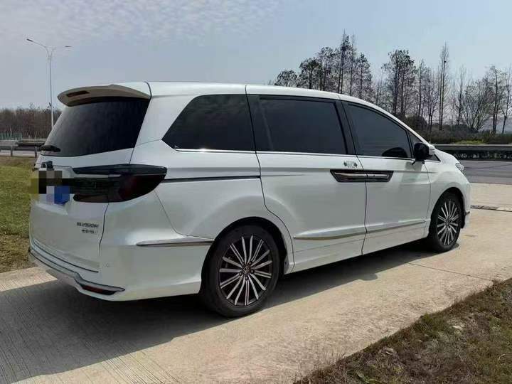 苏州22年本田艾力绅4