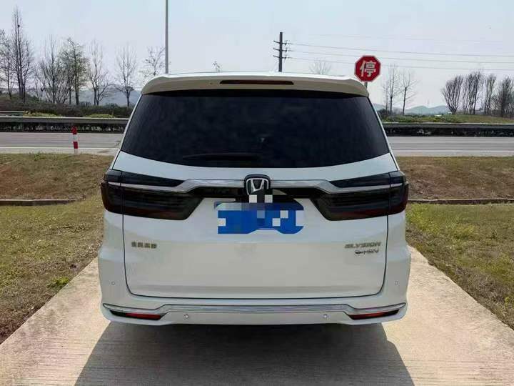 苏州22年本田艾力绅5