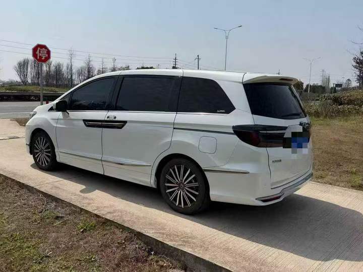 苏州22年本田艾力绅6