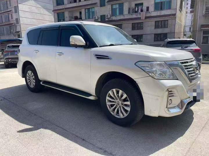 南京19年日产途乐3