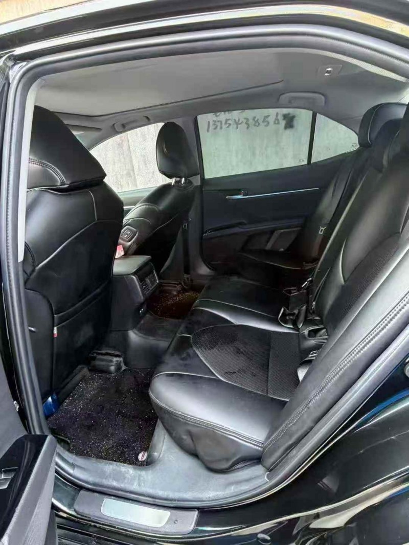 烟台22年丰田凯美瑞6