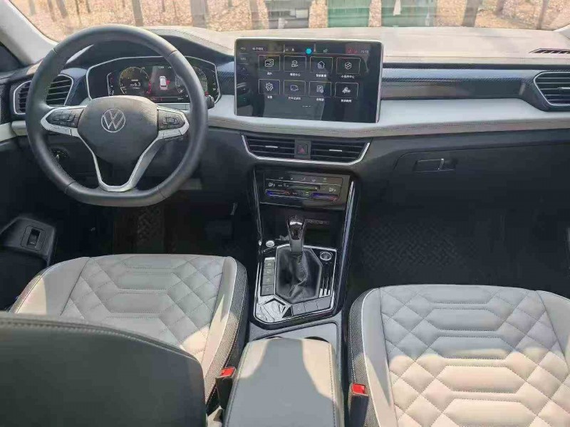 张家口25年大众探岳5