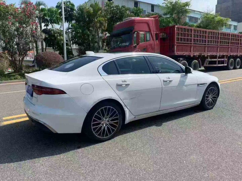 汕头22年捷豹XEL9