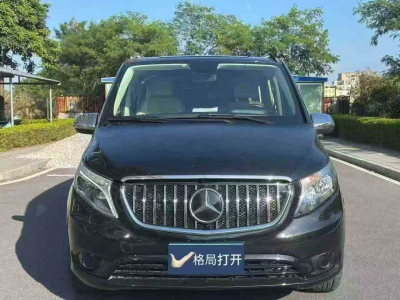 中山18年奔驰威霆1