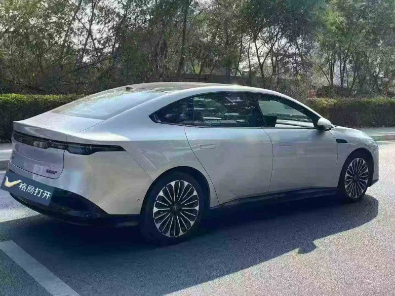 深圳26年日产N77