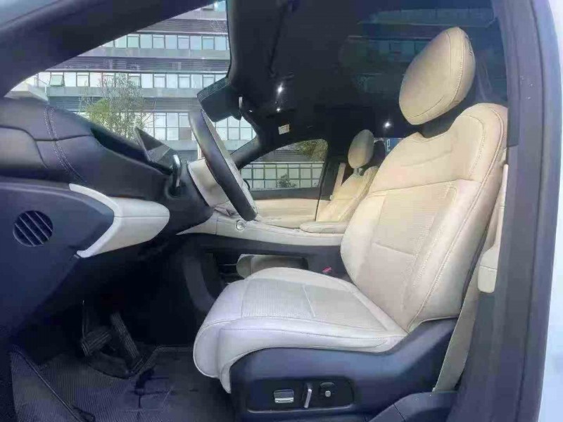 湛江24年蔚来ES68