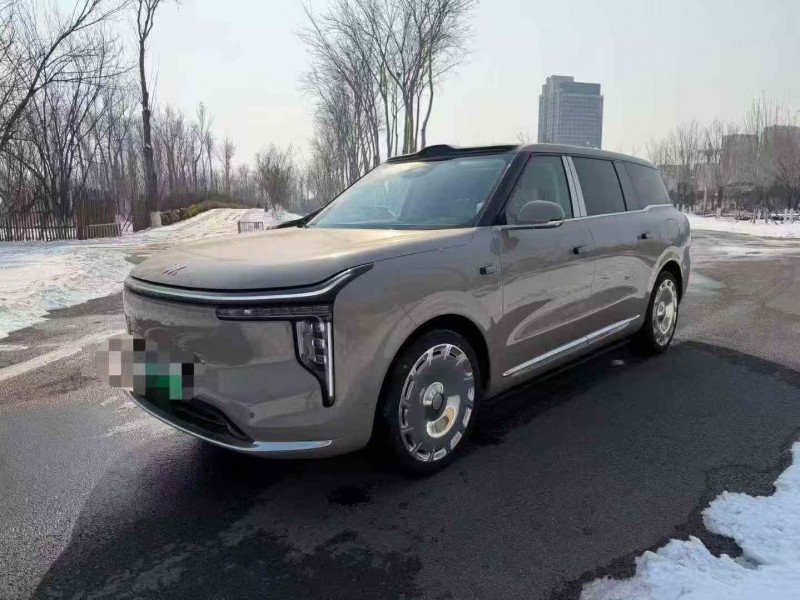 潍坊25年智己LS93