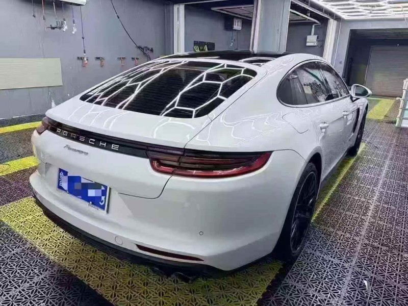 枣庄18年保时捷帕拉梅拉8