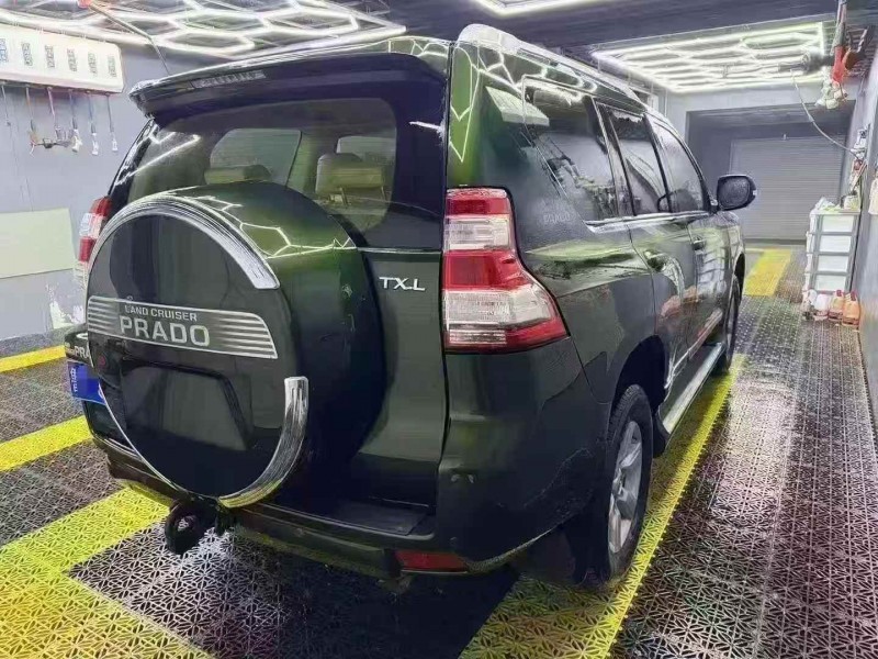 东营14年丰田普拉多9