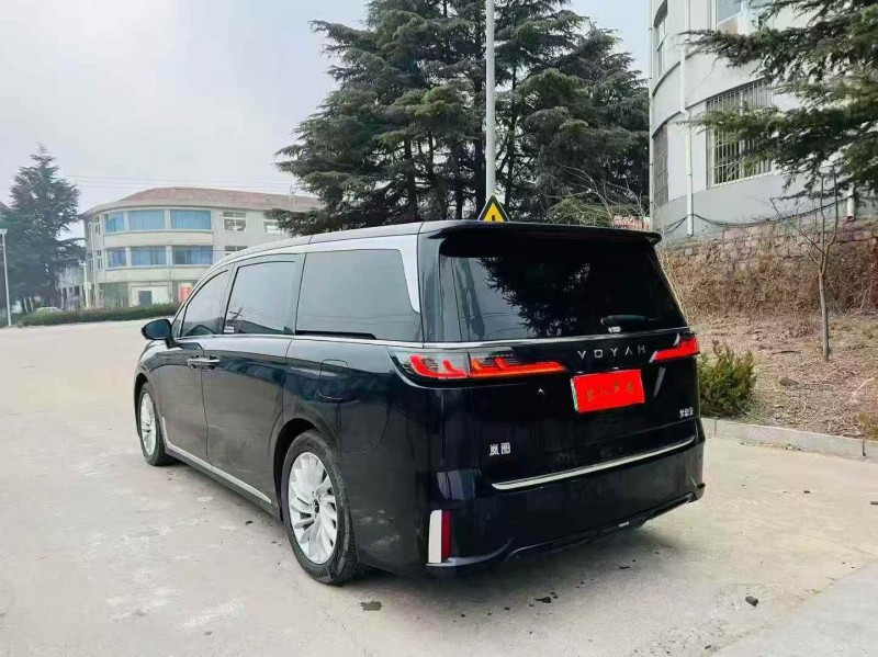 烟台24年岚图汽车梦想家8