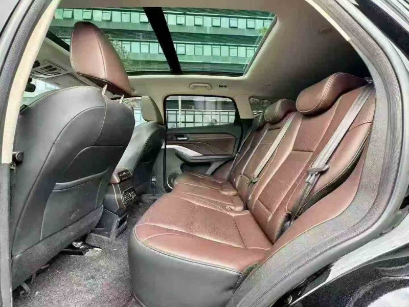 江门21年长城汽车魏牌6