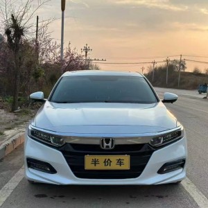 安顺19年本田雅阁