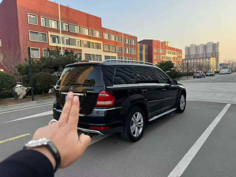 棗莊13年奔馳GL8