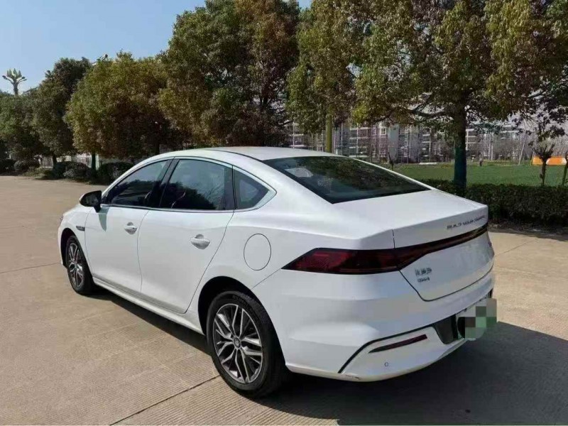 常州23年比亞迪秦8