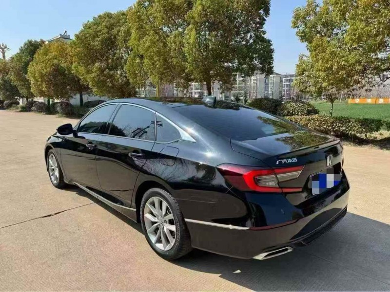 連云港21年本田雅閣7