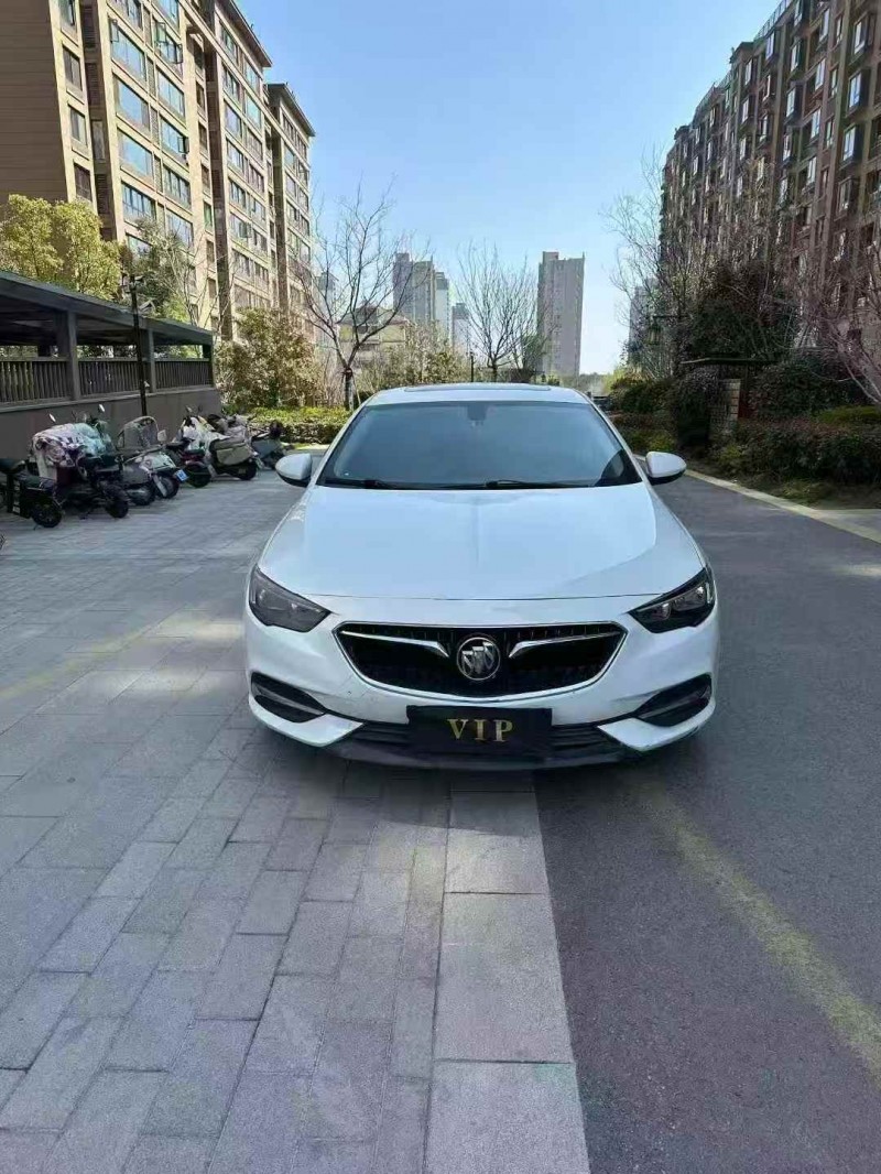 承德19年别克君威1