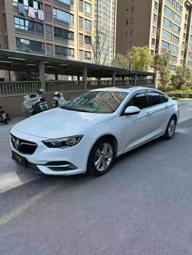 承德19年别克君威3