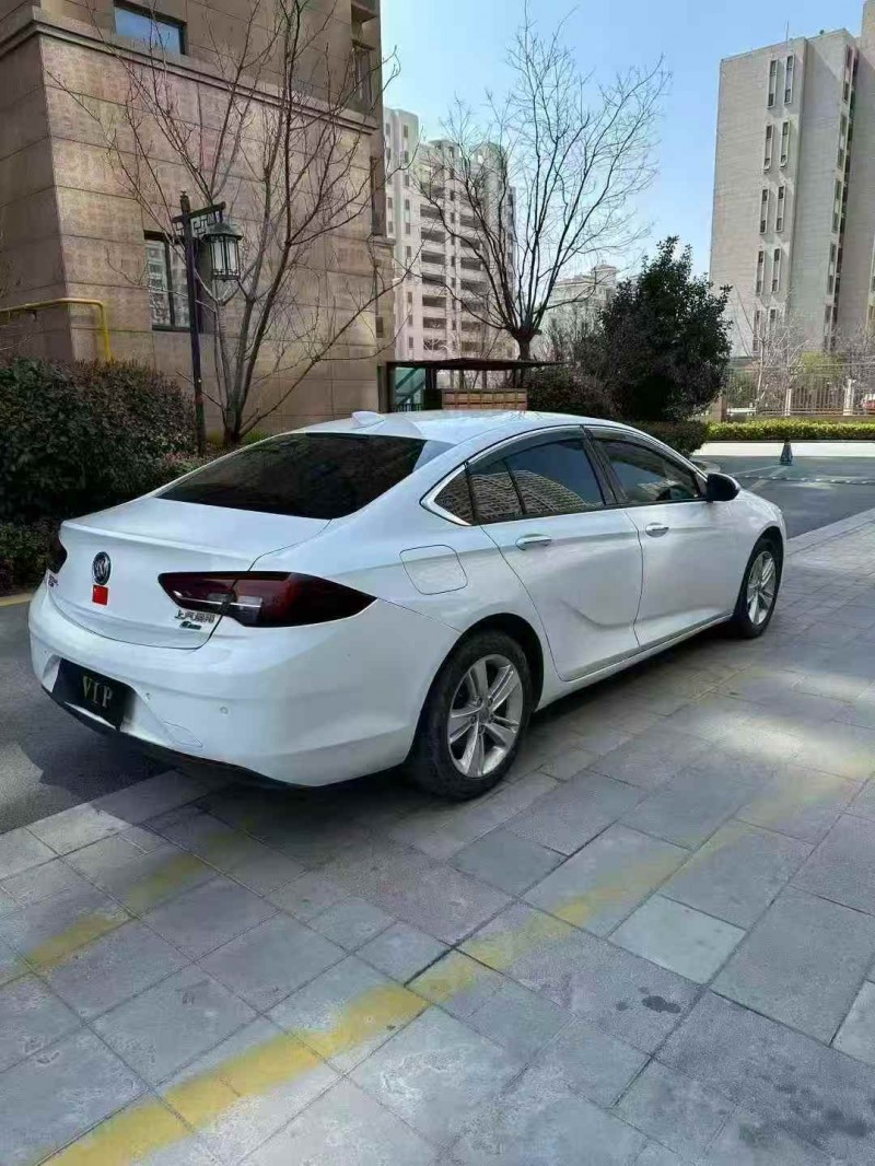 承德19年别克君威7