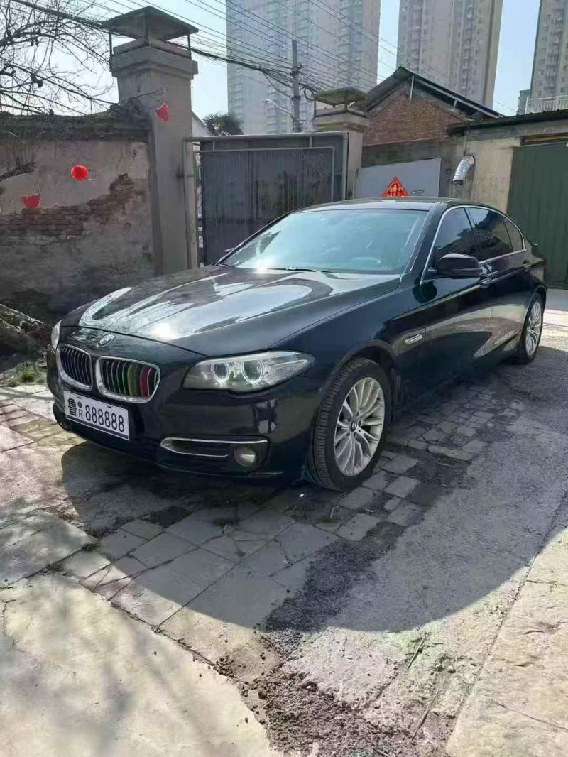 東營14年寶馬5系2