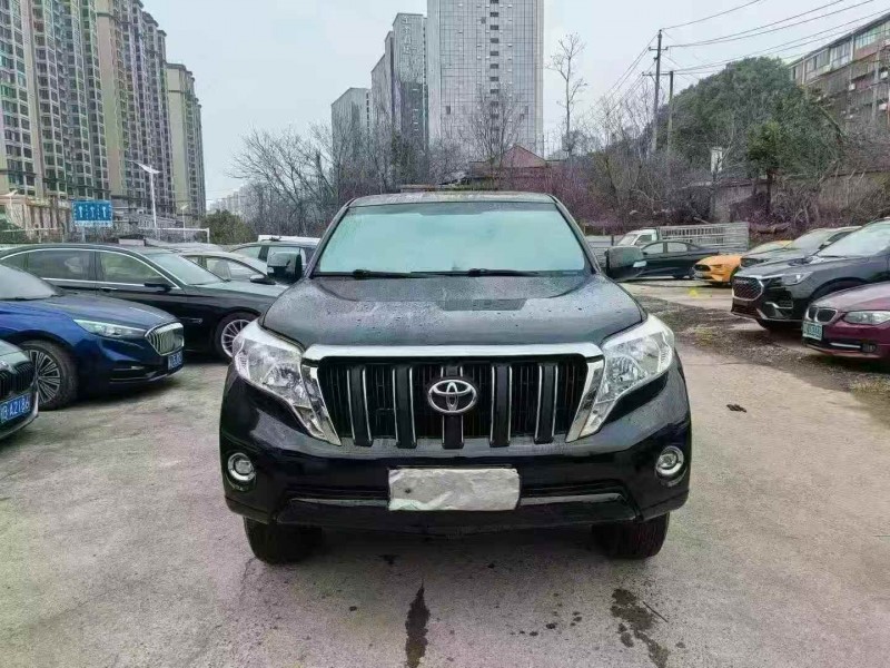 邵阳17年丰田普拉多1