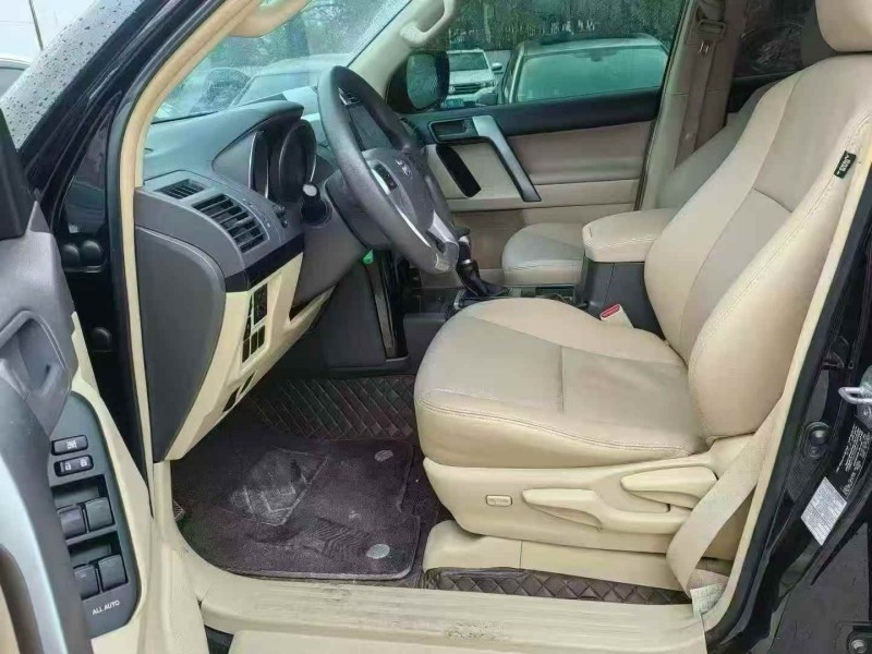 邵阳17年丰田普拉多5