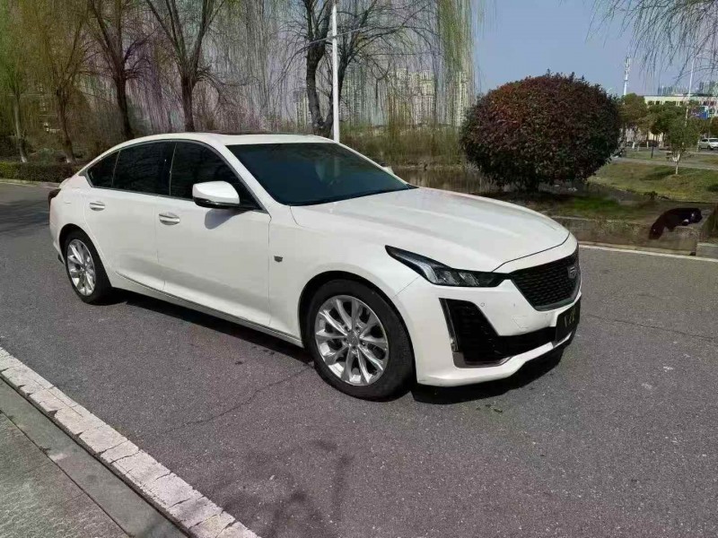 赣州23年凯迪拉克CT52