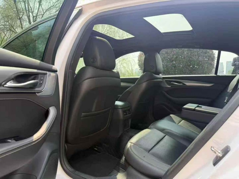 赣州23年凯迪拉克CT54