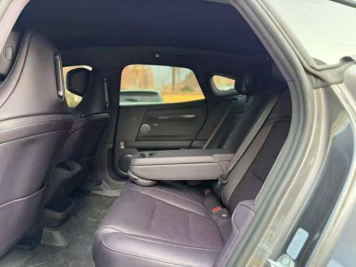 济宁25年阿维塔065