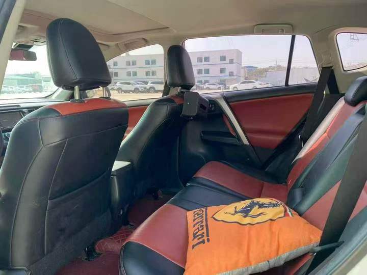 青岛19年丰田RAV4荣放6