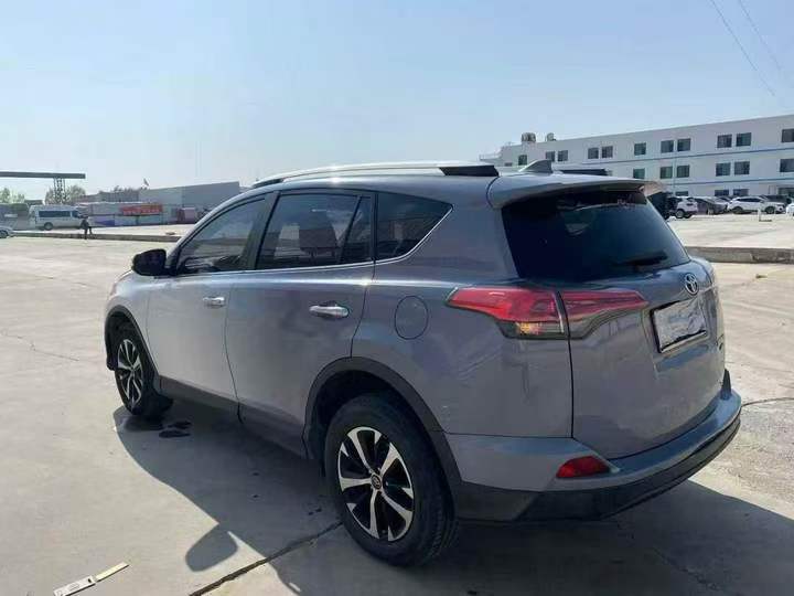 青岛19年丰田RAV4荣放8