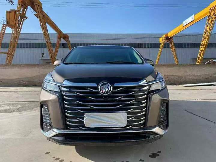 金華23年別克GL81