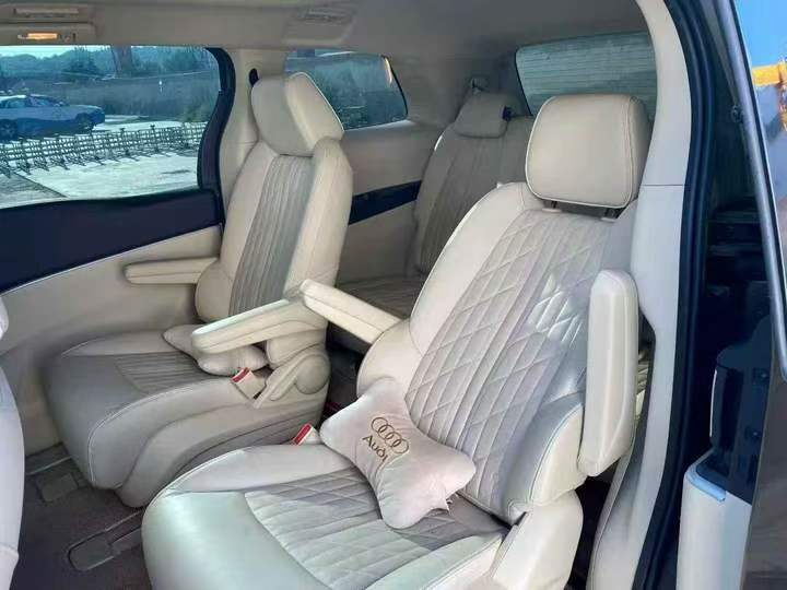 金華23年別克GL85