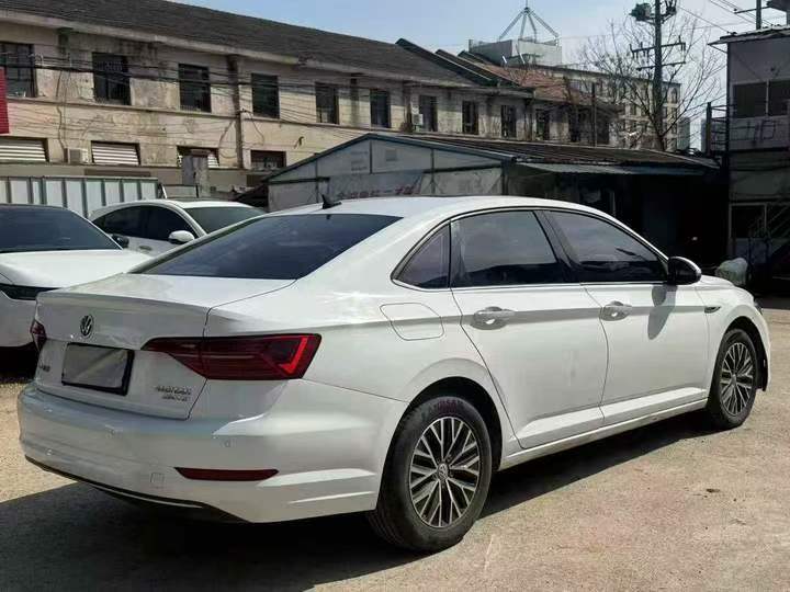 衡阳20年大众速腾8