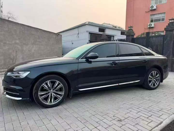 秦皇岛15年奥迪A59