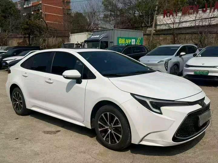 岳阳24年丰田雷凌2