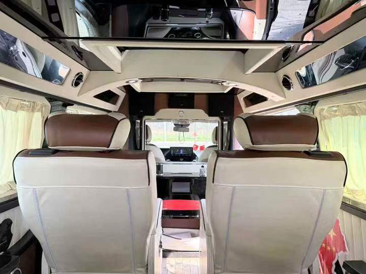 宜昌21年奔驰威霆5