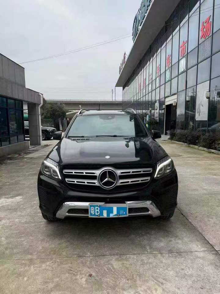 江門17年奔馳GLS1