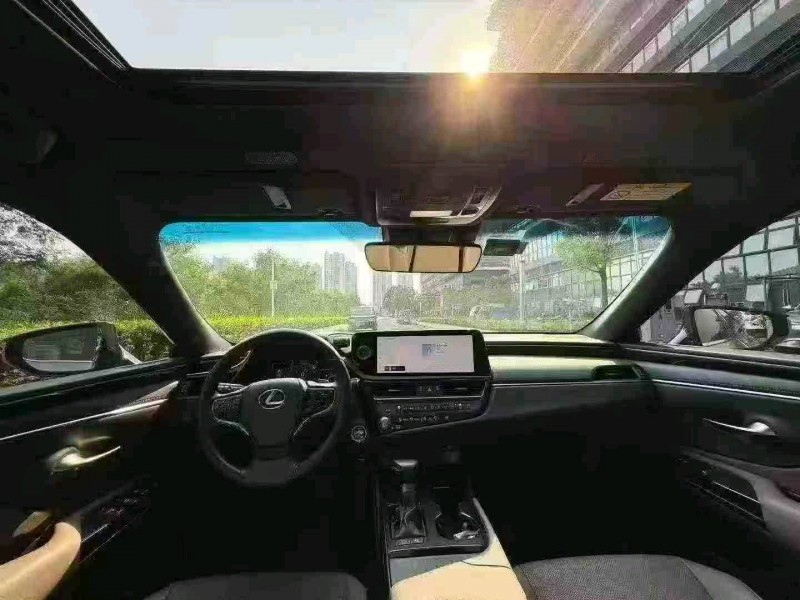 深圳23年雷克萨斯ES5