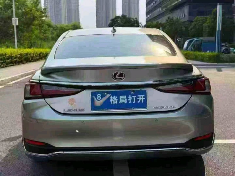 深圳23年雷克萨斯ES8