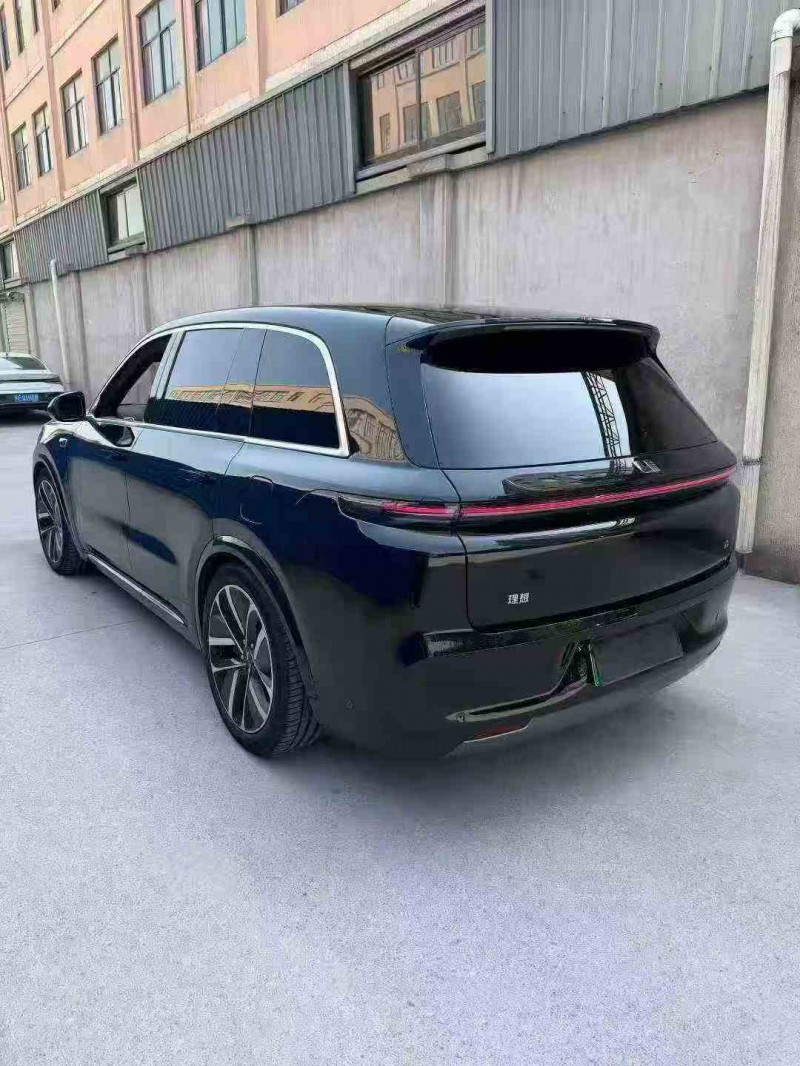 金华24年理想L87