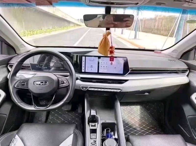 江门24年吉利缤瑞4