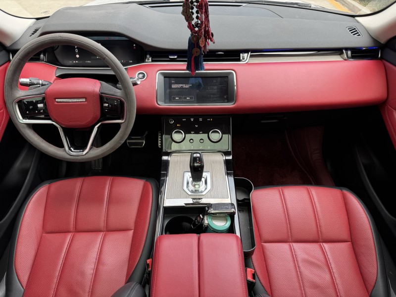 济宁22年路虎极光5