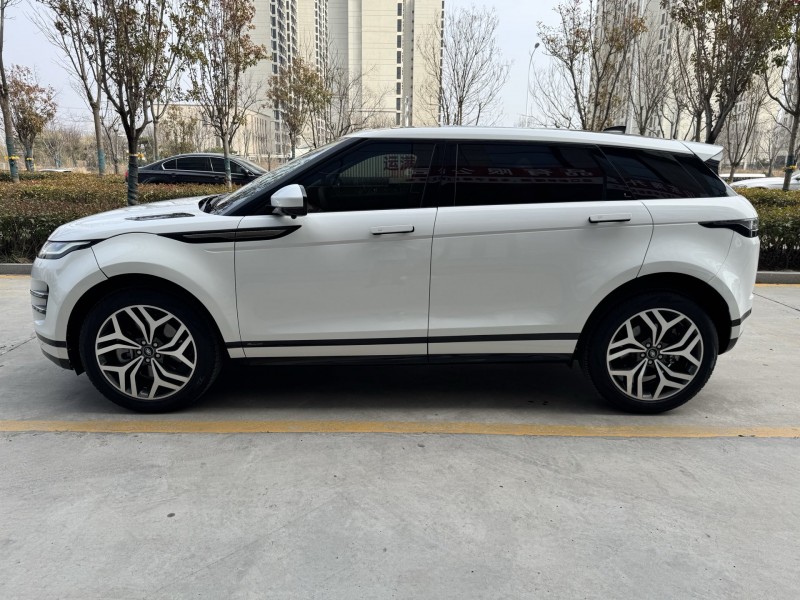 济宁22年路虎极光7