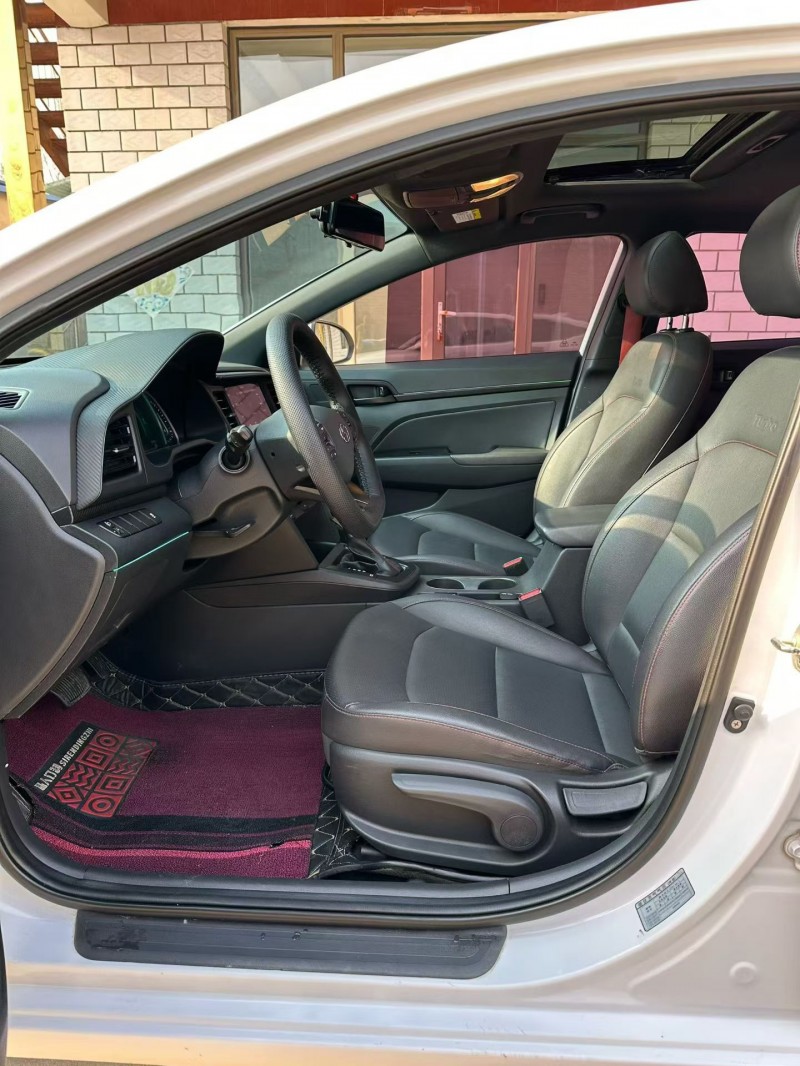 廊坊20年现代领动5