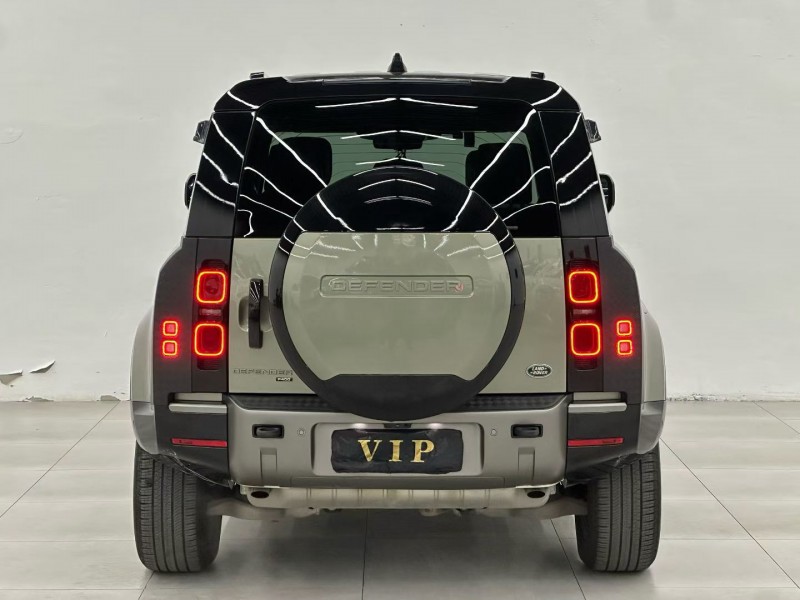 唐山23年路虎卫士6