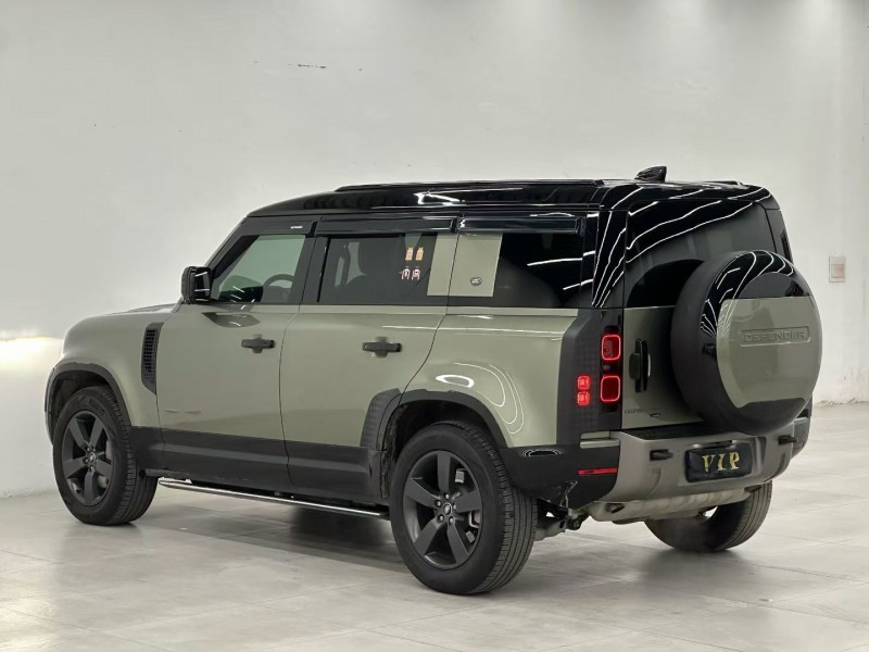 唐山23年路虎卫士7