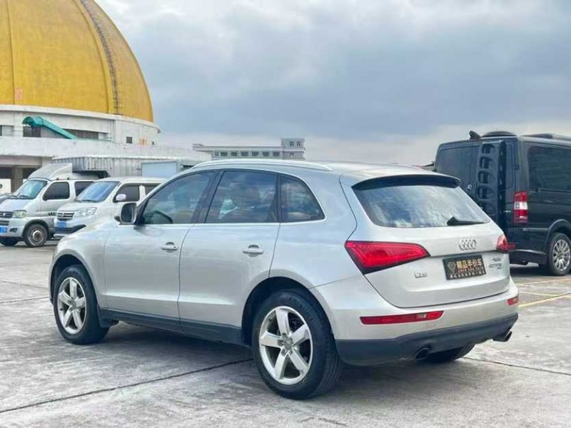 东莞15年奥迪Q57