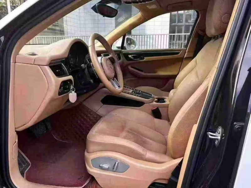 佛山15年保時捷Macan4